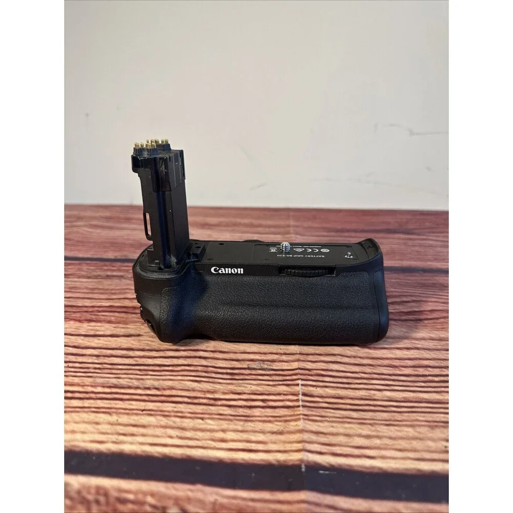 Canon BG-E20 Battery Grip for 5D Mark IV - WORKING
